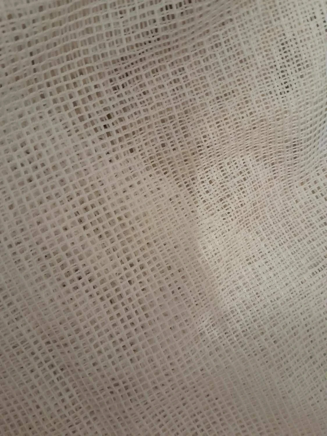 Cortina longa, voile de corujinhas na cor branca, mede 0,95cm X 145cm – photo 6